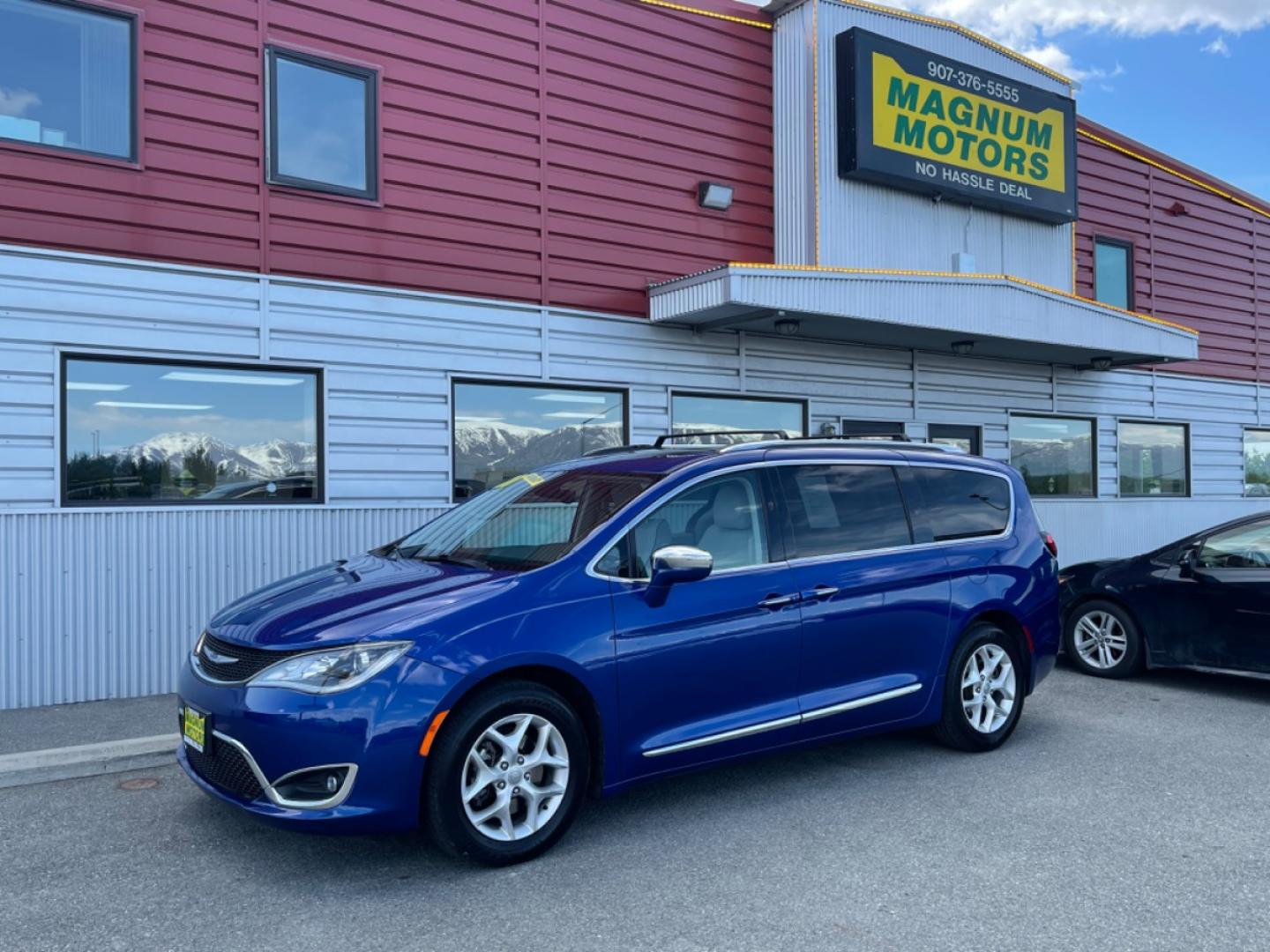 2020 BLUE /white CHRYSLER PACIFICA LIMITED (2C4RC1GGXLR) with an 3.6L engine, Automatic transmission, located at 1960 Industrial Drive, Wasilla, 99654, (907) 274-2277, 61.573475, -149.400146 - Photo#1