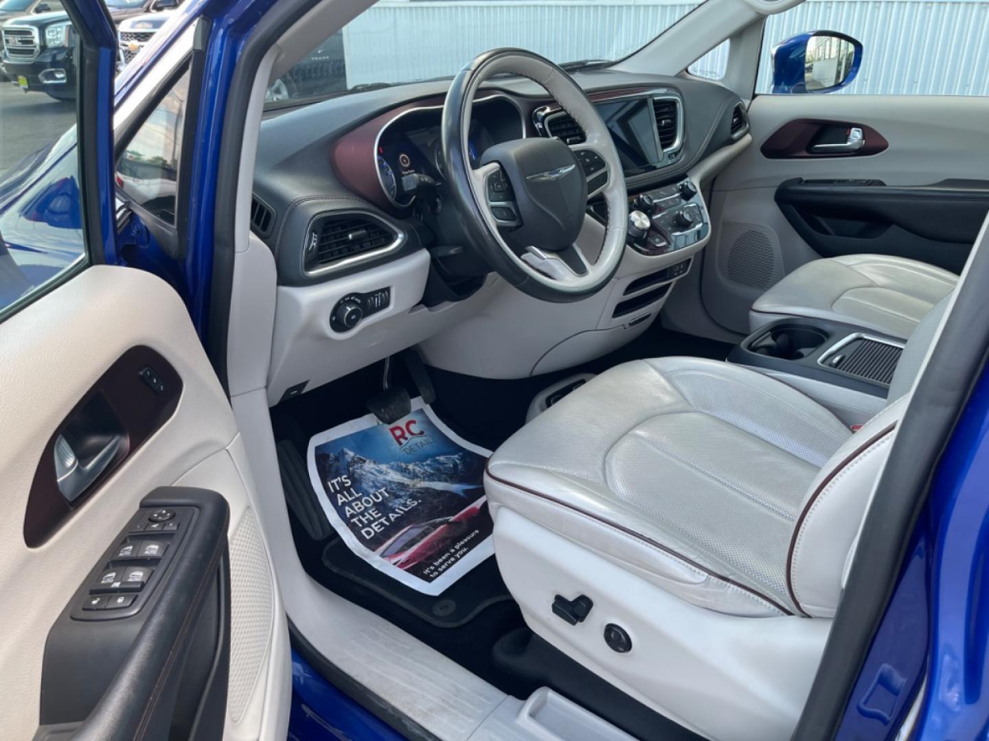 2020 BLUE /white CHRYSLER PACIFICA LIMITED (2C4RC1GGXLR) with an 3.6L engine, Automatic transmission, located at 1960 Industrial Drive, Wasilla, 99654, (907) 274-2277, 61.573475, -149.400146 - Photo#13