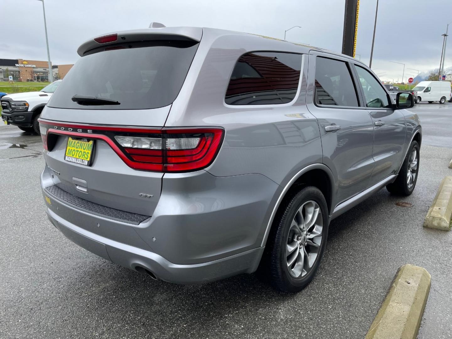 2020 GRAY /Black DODGE DURANGO GT (1C4RDJDG5LC) with an 3.6L engine, Automatic transmission, located at 1960 Industrial Drive, Wasilla, 99654, (907) 274-2277, 61.573475, -149.400146 - Photo#4