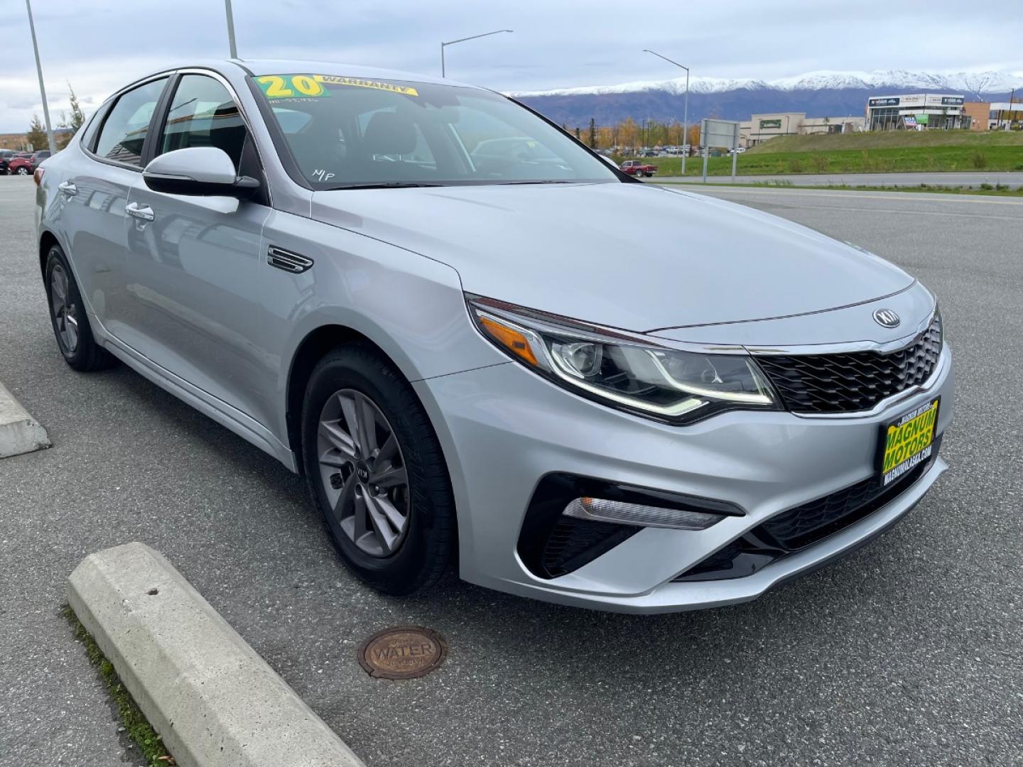 2020 SILVER /Black KIA OPTIMA LX (5XXGT4L30LG) with an 2.4L engine, Automatic transmission, located at 1960 Industrial Drive, Wasilla, 99654, (907) 274-2277, 61.573475, -149.400146 - Photo#5