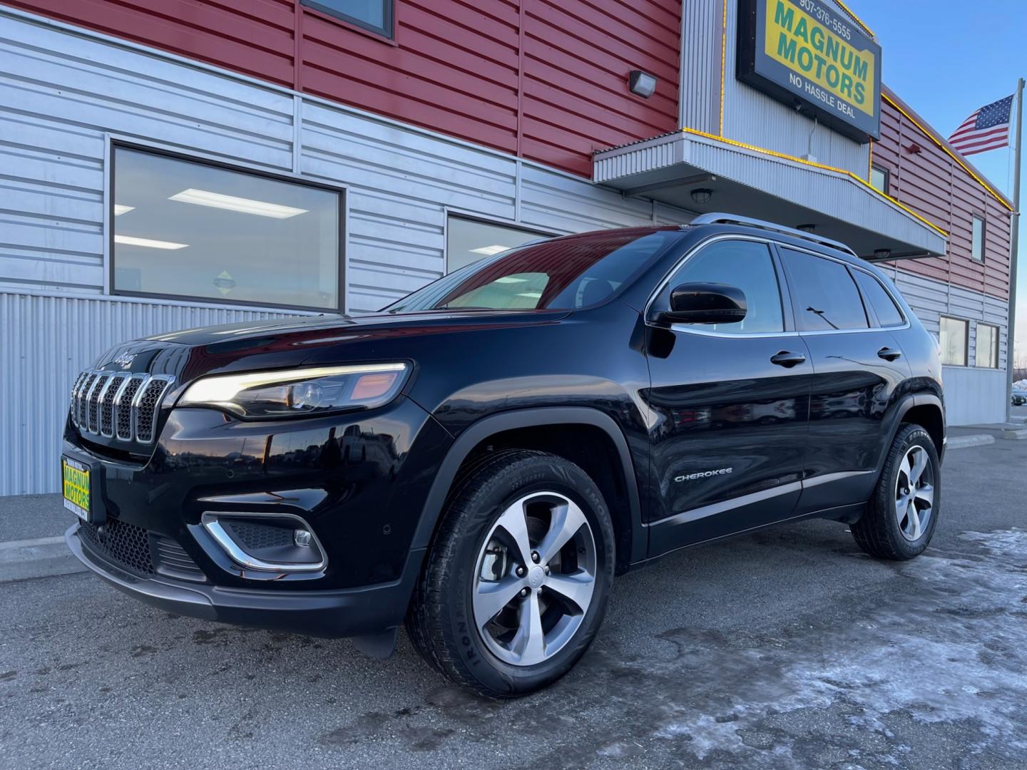 2021 Black /Black Jeep Cherokee Limited 4WD (1C4PJMDX5MD) with an 3.2L V6 DOHC 24V engine, 9A transmission, located at 1960 Industrial Drive, Wasilla, 99654, (907) 274-2277, 61.573475, -149.400146 - Photo#0