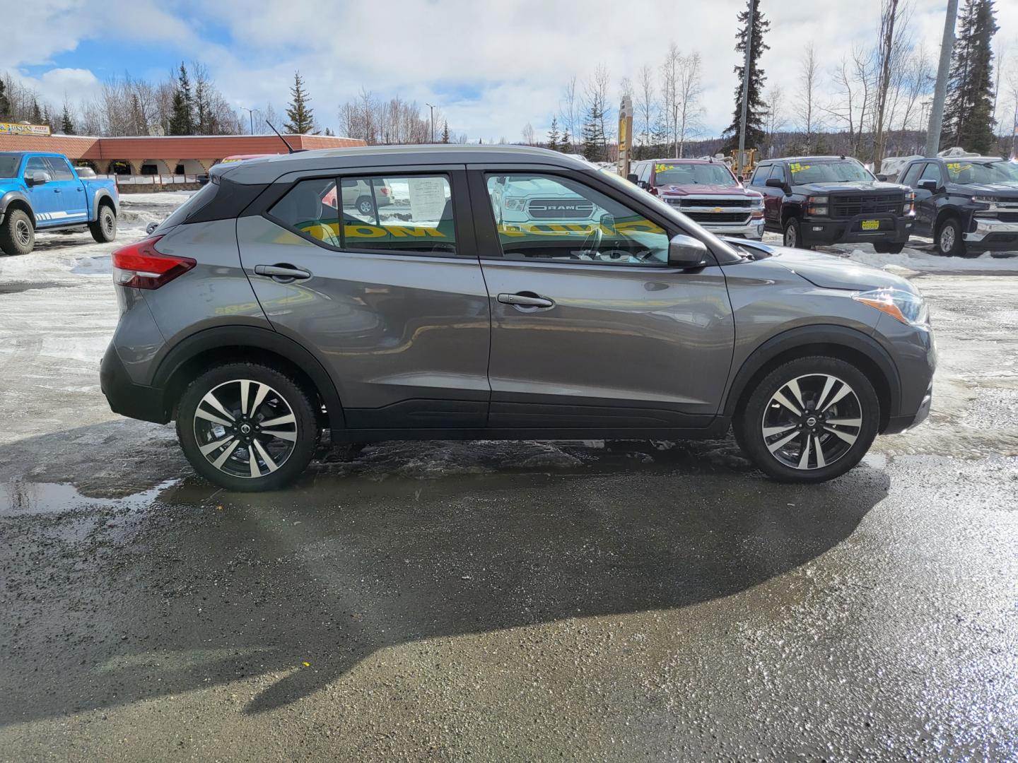 2020 Nissan Kicks SV (3N1CP5CV1LL) with an 1.6L L4 engine, CVT transmission, located at 1960 Industrial Drive, Wasilla, 99654, (907) 274-2277, 61.573475, -149.400146 - Photo#7