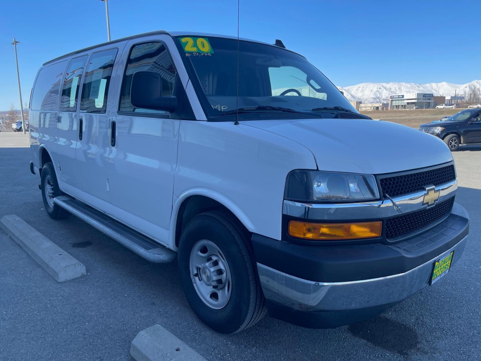 2020 WHITE /Gray CHEVROLET EXPRESS 2500 (1GCWGAFG7L1) with an 6.0L engine, Automatic transmission, located at 1960 Industrial Drive, Wasilla, 99654, (907) 274-2277, 61.573475, -149.400146 - Photo #5