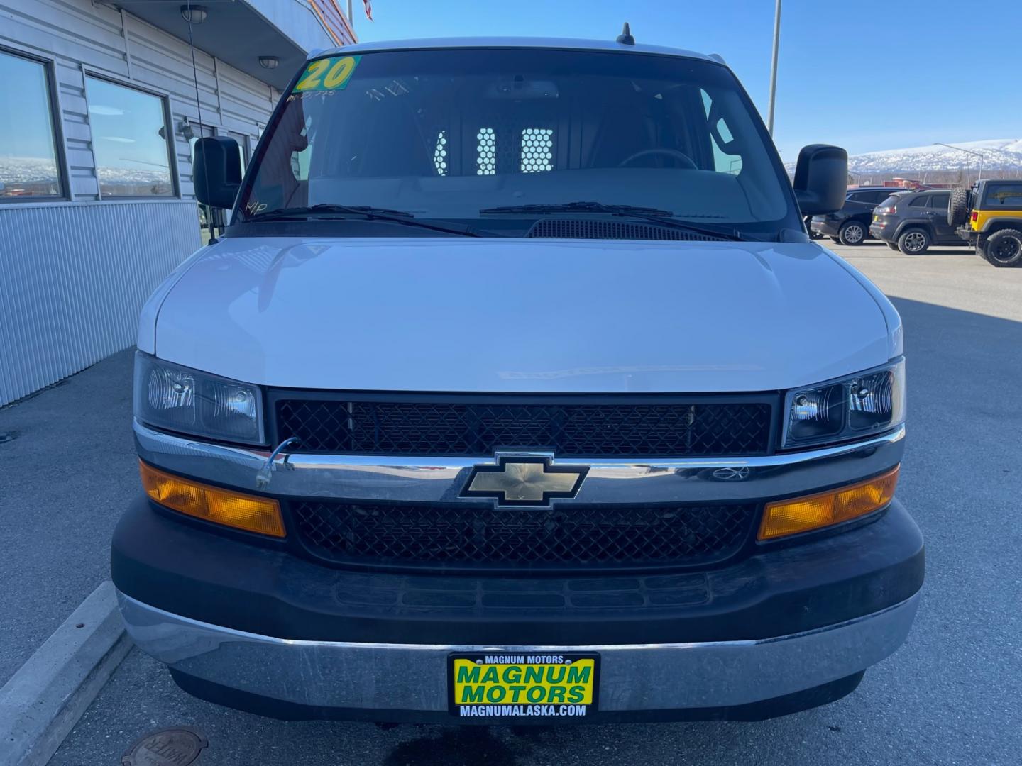 2020 WHITE /Gray CHEVROLET EXPRESS 2500 (1GCWGAFG7L1) with an 6.0L engine, Automatic transmission, located at 1960 Industrial Drive, Wasilla, 99654, (907) 274-2277, 61.573475, -149.400146 - Photo#6