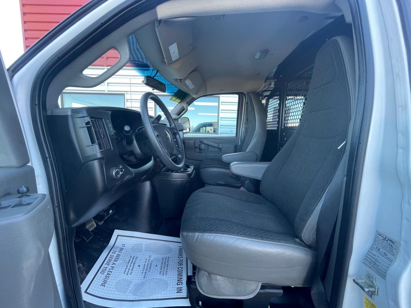 2020 WHITE /Gray CHEVROLET EXPRESS 2500 (1GCWGAFG7L1) with an 6.0L engine, Automatic transmission, located at 1960 Industrial Drive, Wasilla, 99654, (907) 274-2277, 61.573475, -149.400146 - Photo#7