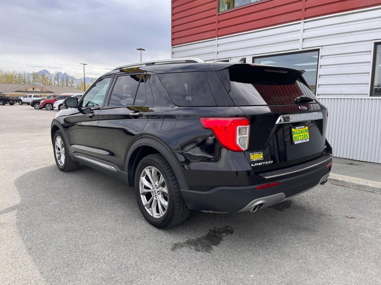 2021 Black Ford Explorer Limited AWD (1FMSK8FH5MG) with an 2.3L L4 DOHC 16V engine, 10A transmission, located at 1960 Industrial Drive, Wasilla, 99654, (907) 274-2277, 61.573475, -149.400146 - Photo#3