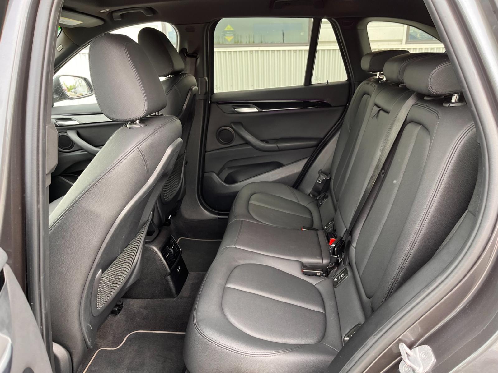 2020 GRAY /gray BMW X1 XDRIVE28I (WBXJG9C05L5) with an 2.0L engine, Automatic transmission, located at 1960 Industrial Drive, Wasilla, 99654, (907) 274-2277, 61.573475, -149.400146 - Photo #9