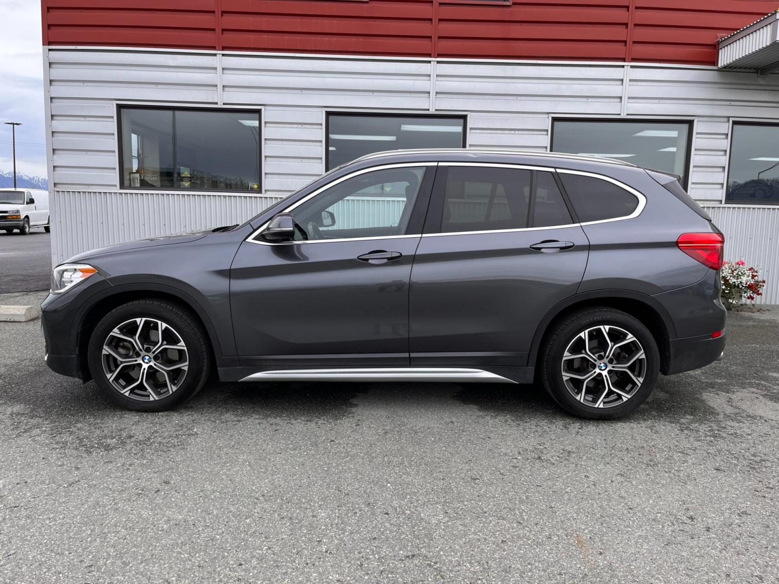 2020 GRAY /gray BMW X1 XDRIVE28I (WBXJG9C05L5) with an 2.0L engine, Automatic transmission, located at 1960 Industrial Drive, Wasilla, 99654, (907) 274-2277, 61.573475, -149.400146 - Photo #0