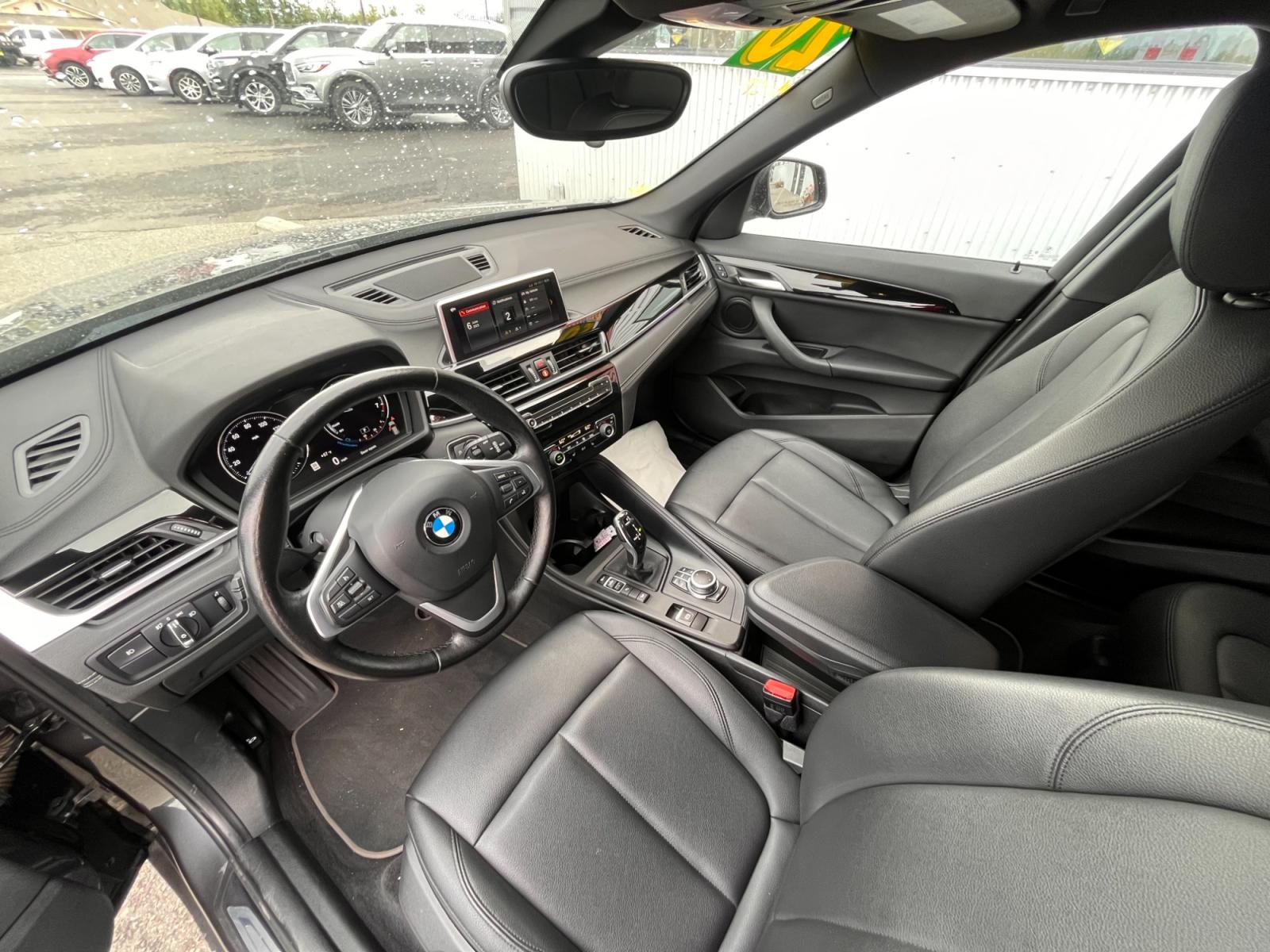 2020 GRAY /gray BMW X1 XDRIVE28I (WBXJG9C05L5) with an 2.0L engine, Automatic transmission, located at 1960 Industrial Drive, Wasilla, 99654, (907) 274-2277, 61.573475, -149.400146 - Photo #6