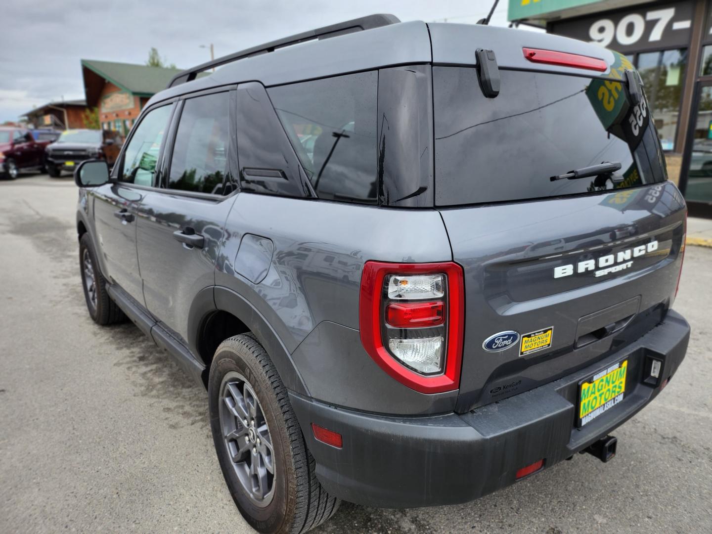 2021 Gray /GRAY Ford Bronco Sport Big Bend (3FMCR9B66MR) with an 1.5L L3 engine, 8A transmission, located at 1960 Industrial Drive, Wasilla, 99654, (907) 274-2277, 61.573475, -149.400146 - Photo#4