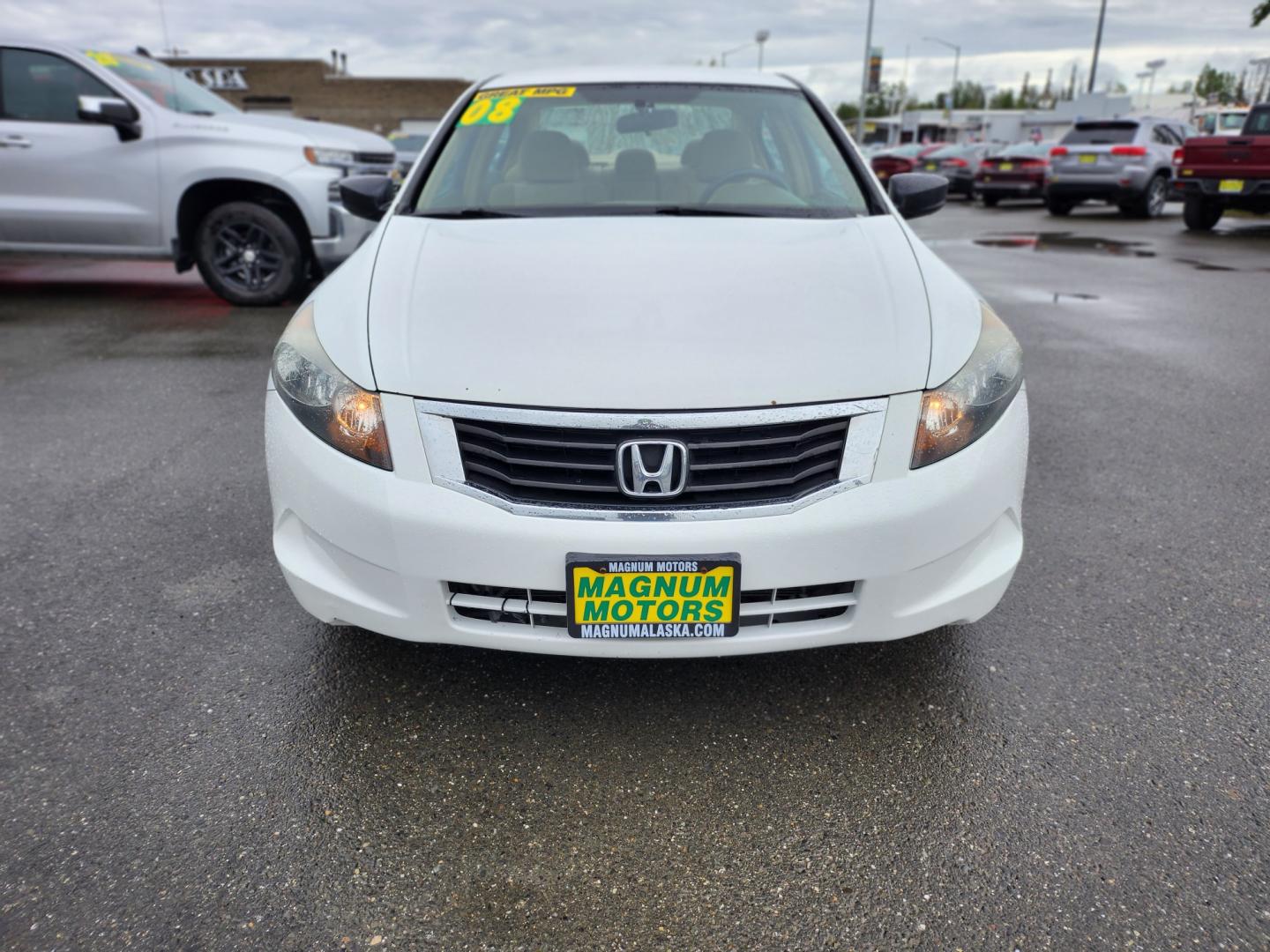 2008 WHITE /TAN HONDA ACCORD LX-P (1HGCP25498A) with an 2.4L engine, 5-Speed Manual transmission, located at 1960 Industrial Drive, Wasilla, 99654, (907) 274-2277, 61.573475, -149.400146 - Photo#1