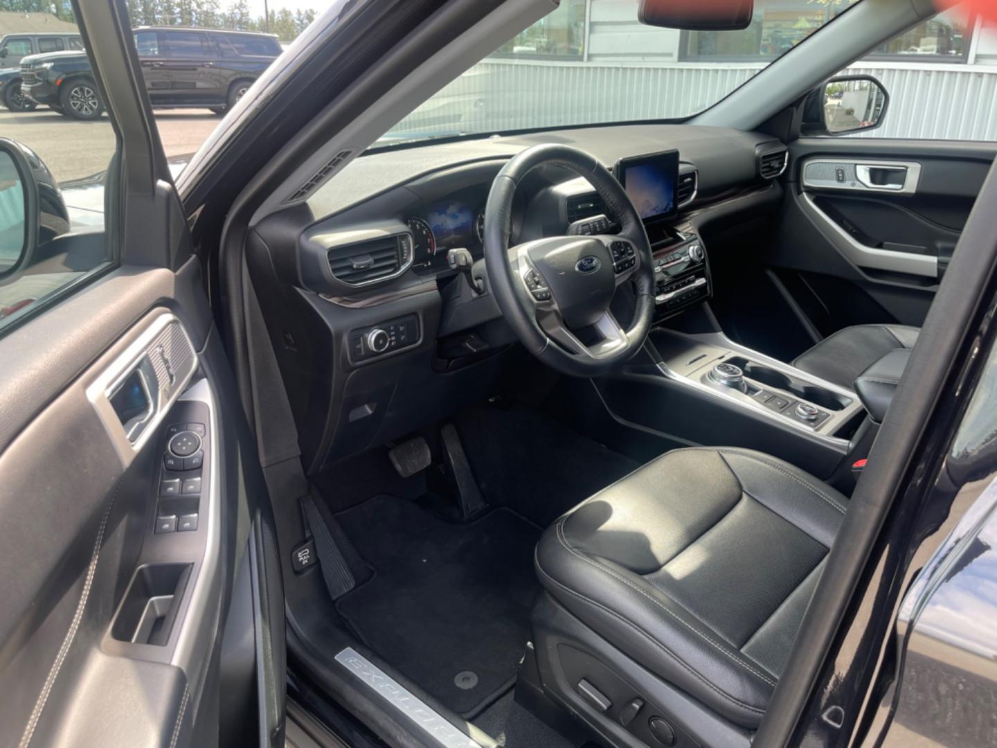 2022 BLACK /black leather FORD EXPLORER LIMITED (1FMSK8FH4NG) with an 2.3L engine, Automatic transmission, located at 1960 Industrial Drive, Wasilla, 99654, (907) 274-2277, 61.573475, -149.400146 - Photo#12