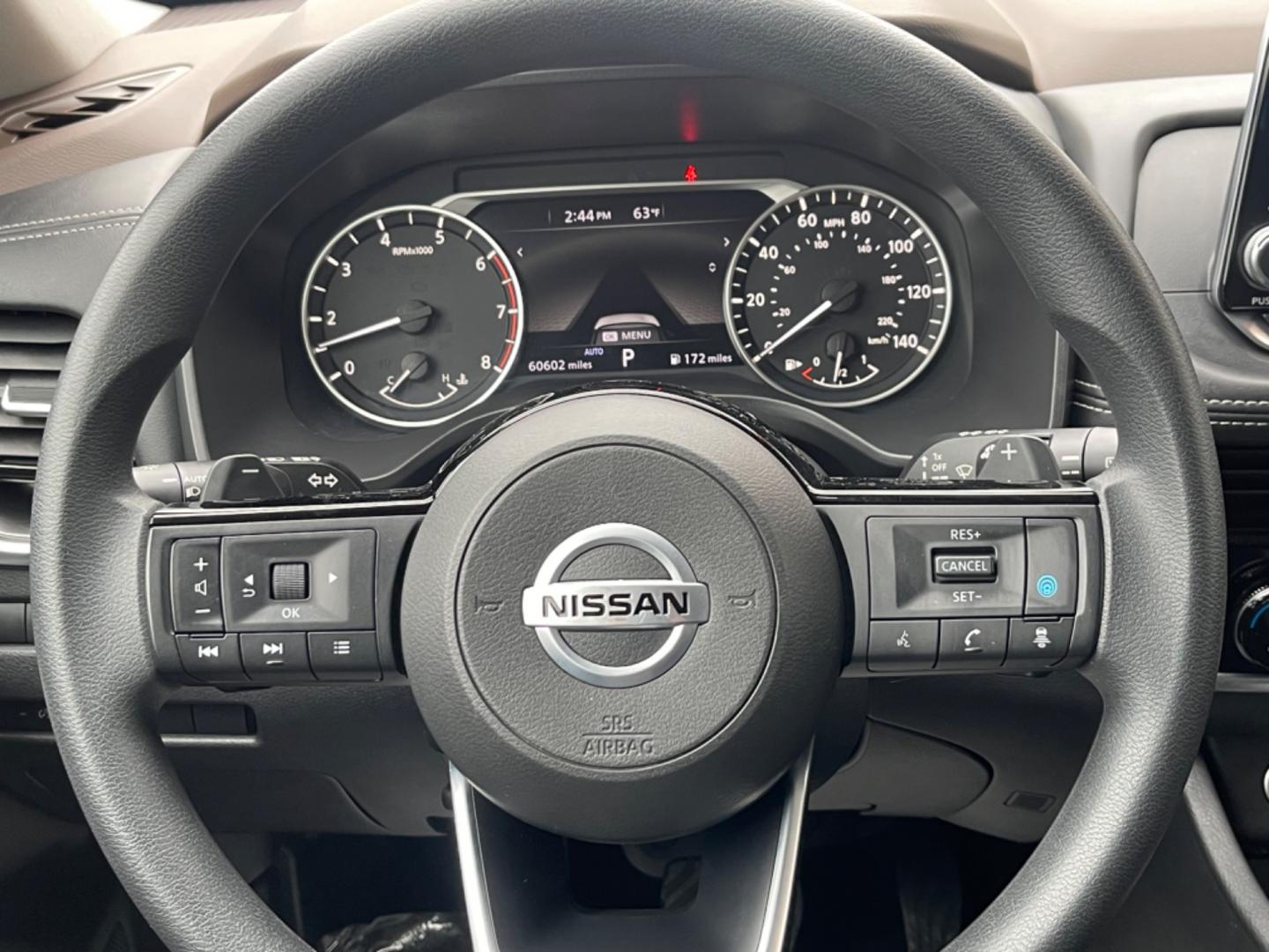 2021 WHITE /gray NISSAN ROGUE SV (JN8AT3BB4MW) with an 2.5L engine, Continuously Variable transmission, located at 1960 Industrial Drive, Wasilla, 99654, (907) 274-2277, 61.573475, -149.400146 - Photo#12