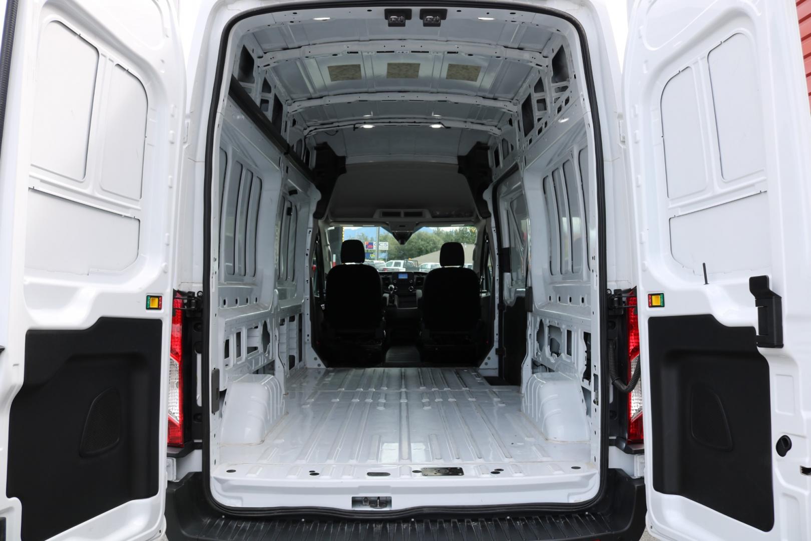 2022 WHITE /Black FORD TRANSIT 250 (1FTBR2XGXNK) with an 3.5L engine, Automatic transmission, located at 1960 Industrial Drive, Wasilla, 99654, (907) 274-2277, 61.573475, -149.400146 - Photo#14