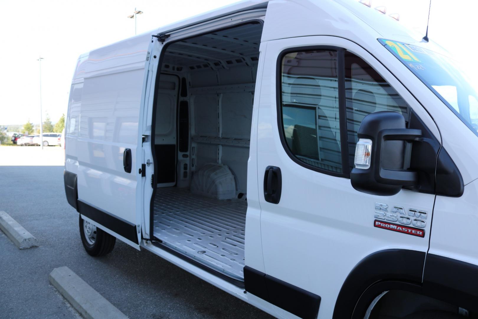 2021 WHITE /Black RAM PROMASTER 2500 159 WB (3C6LRVDG3ME) with an 3.6L engine, Automatic transmission, located at 1960 Industrial Drive, Wasilla, 99654, (907) 274-2277, 61.573475, -149.400146 - Photo#15