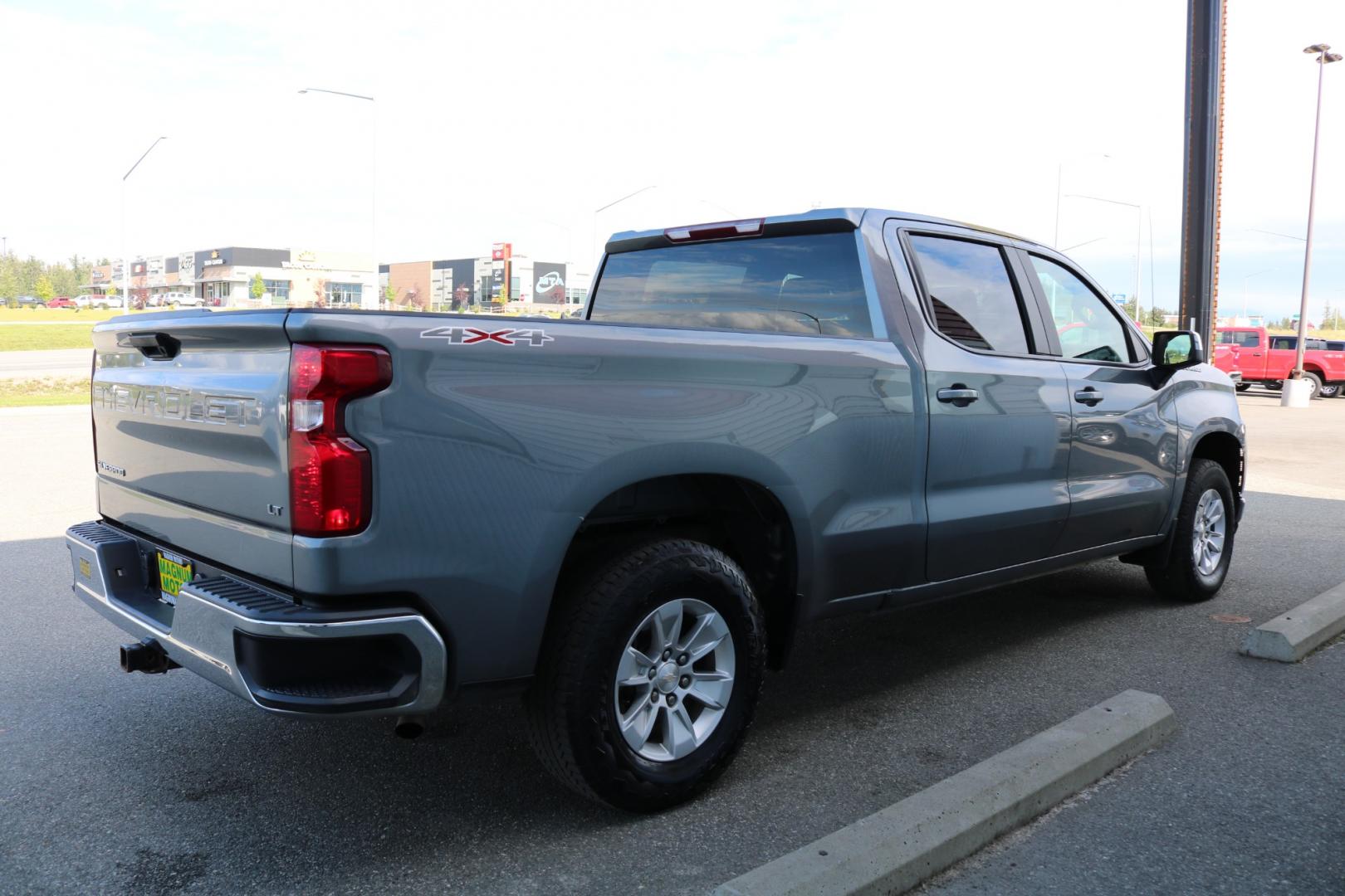 2020 Gray /Black Chevrolet Silverado 1500 LT Crew Cab Long Box 4WD (1GCUYDED9LZ) with an 5.3L V8 OHV 16V engine, 6A transmission, located at 1960 Industrial Drive, Wasilla, 99654, (907) 274-2277, 61.573475, -149.400146 - Photo#5