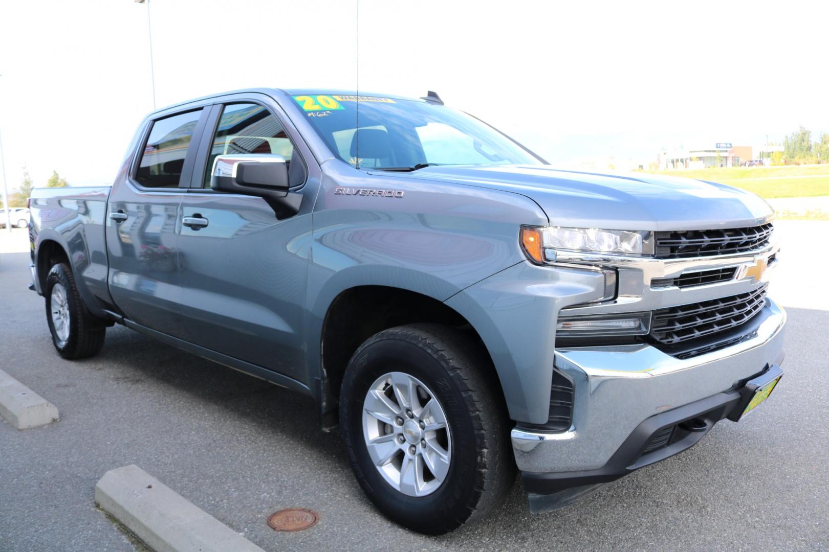 2020 Gray /Black Chevrolet Silverado 1500 LT Crew Cab Long Box 4WD (1GCUYDED9LZ) with an 5.3L V8 OHV 16V engine, 6A transmission, located at 1960 Industrial Drive, Wasilla, 99654, (907) 274-2277, 61.573475, -149.400146 - Photo#6