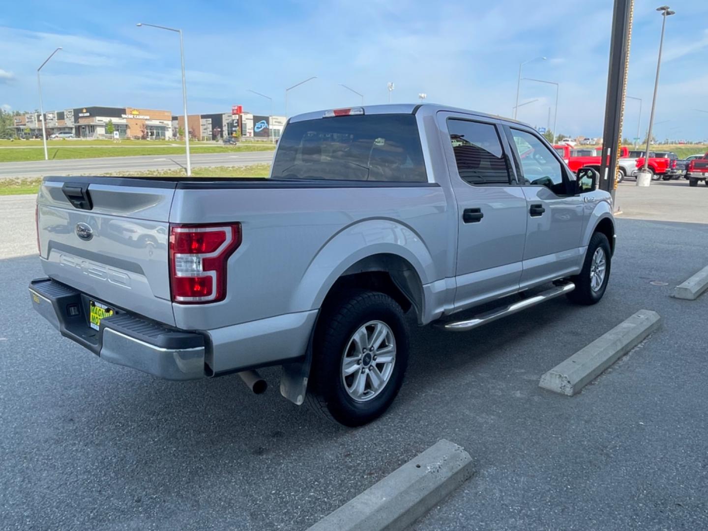 2018 Silver Ford F-150 XLT SuperCrew 5.5-ft. 4x4 (1FTEW1E52JF) with an 5.0L V8 OHV 32V engine, 6A transmission, located at 1960 Industrial Drive, Wasilla, 99654, (907) 274-2277, 61.573475, -149.400146 - Photo#3