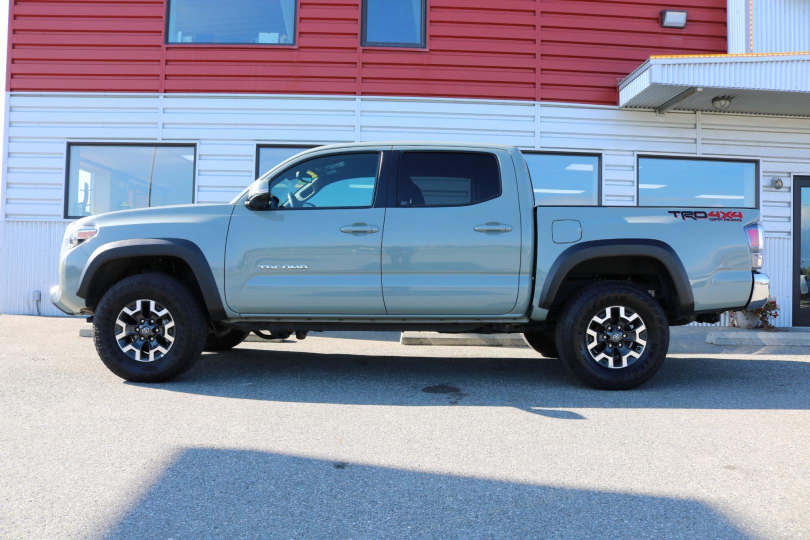 2022 GRAY /Black TOYOTA TACOMA SR V6 (3TMCZ5AN3NM) with an 3.5L engine, Automatic transmission, located at 1960 Industrial Drive, Wasilla, 99654, (907) 274-2277, 61.573475, -149.400146 - Photo#1