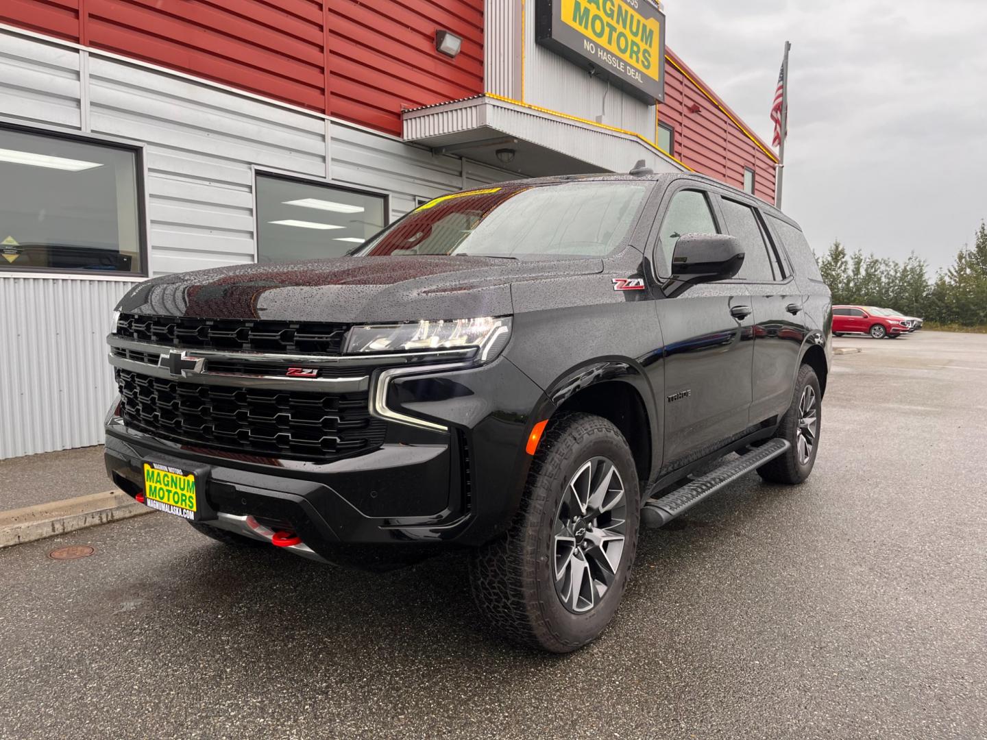 2022 BLACK /Black leather CHEVROLET TAHOE Z71 (1GNSKPKD0NR) with an 5.3L engine, Automatic transmission, located at 1960 Industrial Drive, Wasilla, 99654, (907) 274-2277, 61.573475, -149.400146 - Photo#1