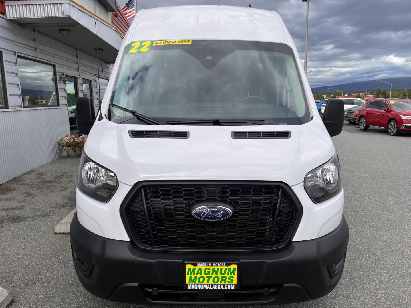 2022 WHITE /Black FORD TRANSIT 250 (1FTBR2X80NK) with an 3.5L engine, Automatic transmission, located at 1960 Industrial Drive, Wasilla, 99654, (907) 274-2277, 61.573475, -149.400146 - Photo#6