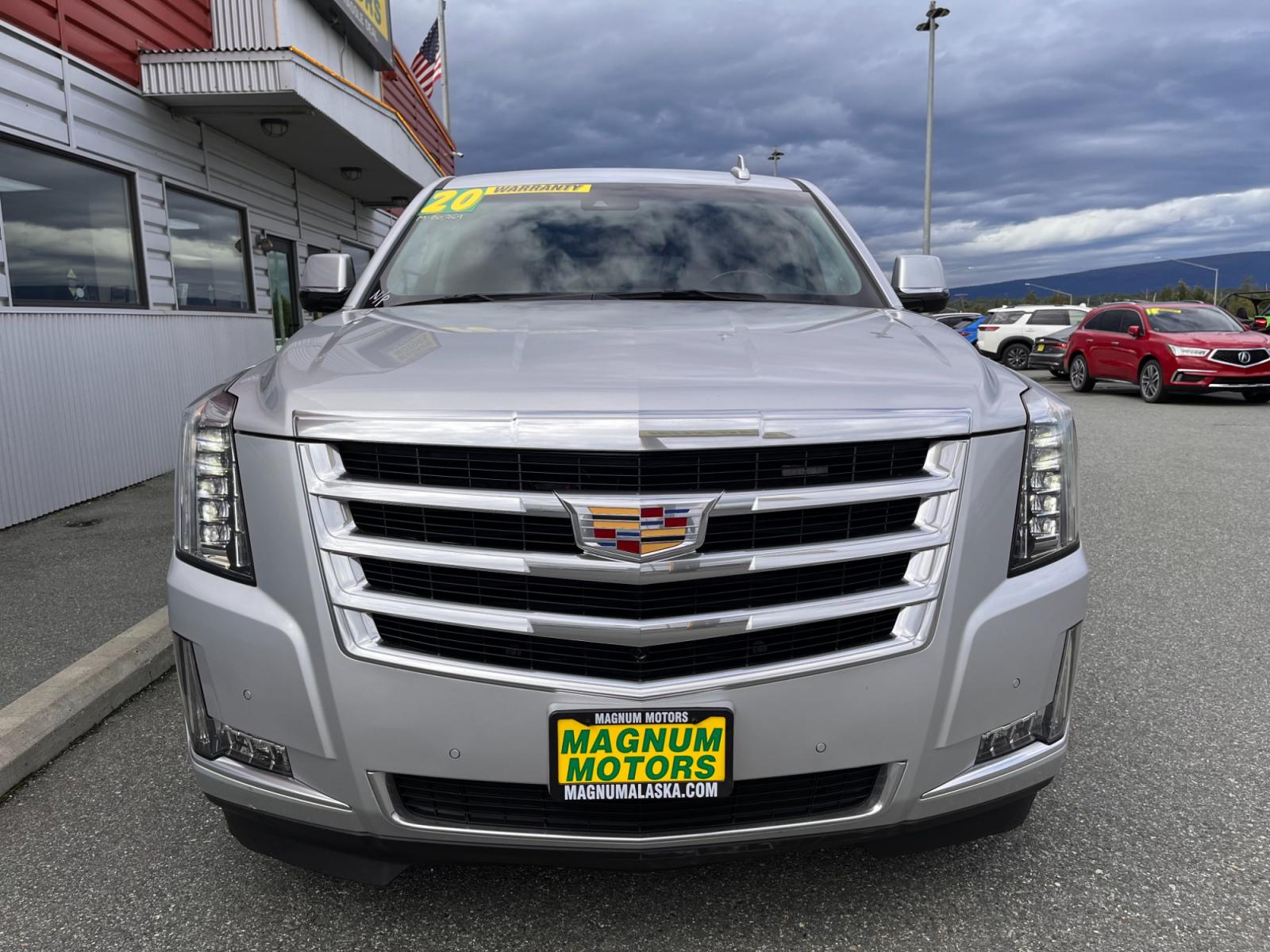 2020 SILVER CADILLAC ESCALADE ESV LUXURY (1GYS4HKJ5LR) with an 6.2L engine, Automatic transmission, located at 1960 Industrial Drive, Wasilla, 99654, (907) 274-2277, 61.573475, -149.400146 - Photo #6