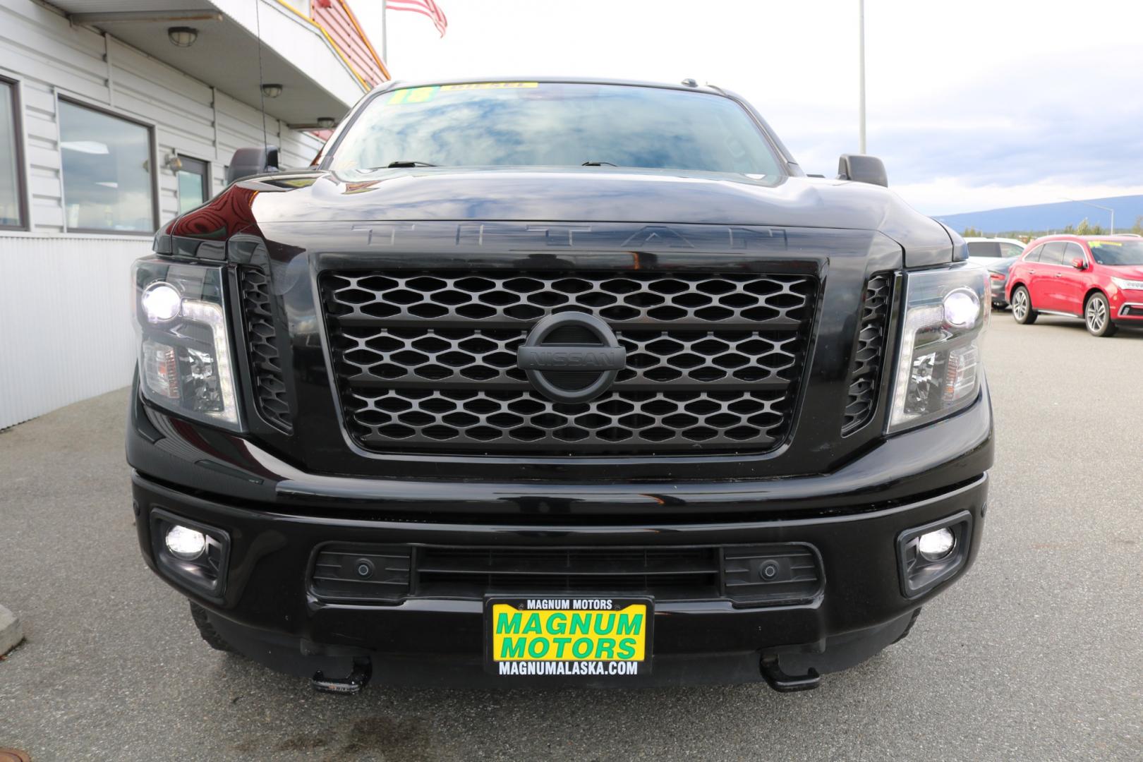 2018 BLACK /Black leather NISSAN TITAN XD SL (1N6BA1F41JN) with an 5.0L engine, Automatic transmission, located at 1960 Industrial Drive, Wasilla, 99654, (907) 274-2277, 61.573475, -149.400146 - Photo#6