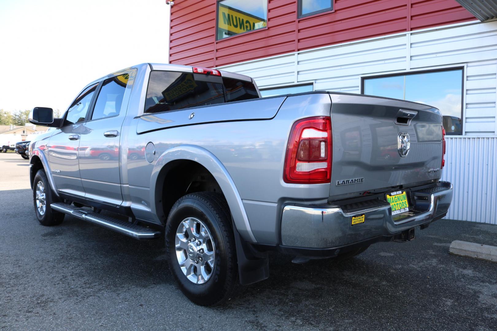 2022 GRAY /Black leather RAM 3500 LARAMIE (3C63R3EL7NG) with an 6.7L engine, Automatic transmission, located at 1960 Industrial Drive, Wasilla, 99654, (907) 274-2277, 61.573475, -149.400146 - Photo#2