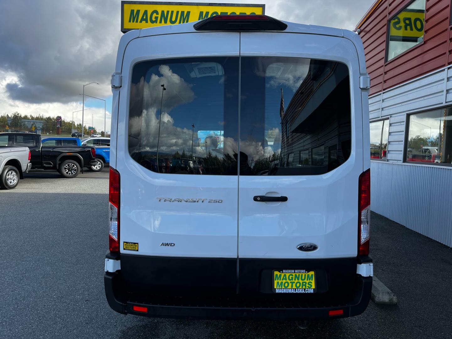 2021 White /Black Ford Transit 250 Van Med. Roof w/Sliding Pass. 148-in. WB (1FTBR2C84MK) with an 3.5L V6 DOHC 24V engine, 6A transmission, located at 1960 Industrial Drive, Wasilla, 99654, (907) 274-2277, 61.573475, -149.400146 - Photo#3