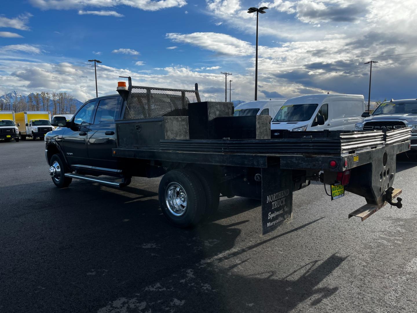 2022 BLACK /Gray RAM 3500 TRADESMAN (3C7WRTCJ8NG) with an 6.4L engine, Automatic transmission, located at 1960 Industrial Drive, Wasilla, 99654, (907) 274-2277, 61.573475, -149.400146 - Photo#5