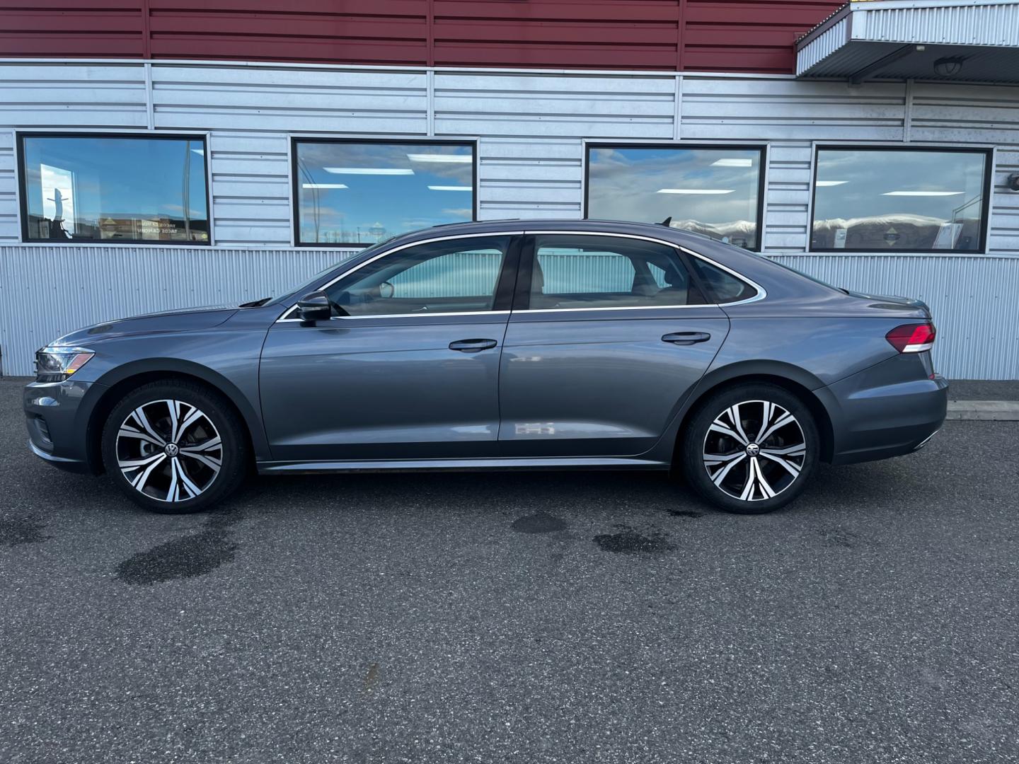 2021 Gray /Black Volkswagen Passat SE (1VWSA7A3XMC) with an 2.0L L4 DOHC 16V engine, 6A transmission, located at 1960 Industrial Drive, Wasilla, 99654, (907) 274-2277, 61.573475, -149.400146 - Photo#0