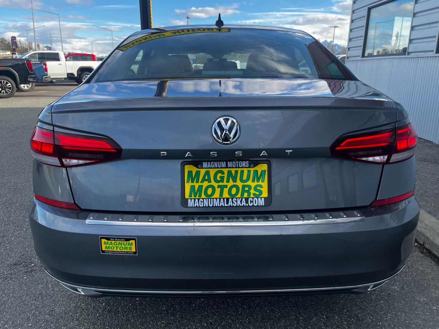 2021 Gray /Black Volkswagen Passat SE (1VWSA7A3XMC) with an 2.0L L4 DOHC 16V engine, 6A transmission, located at 1960 Industrial Drive, Wasilla, 99654, (907) 274-2277, 61.573475, -149.400146 - Photo#4