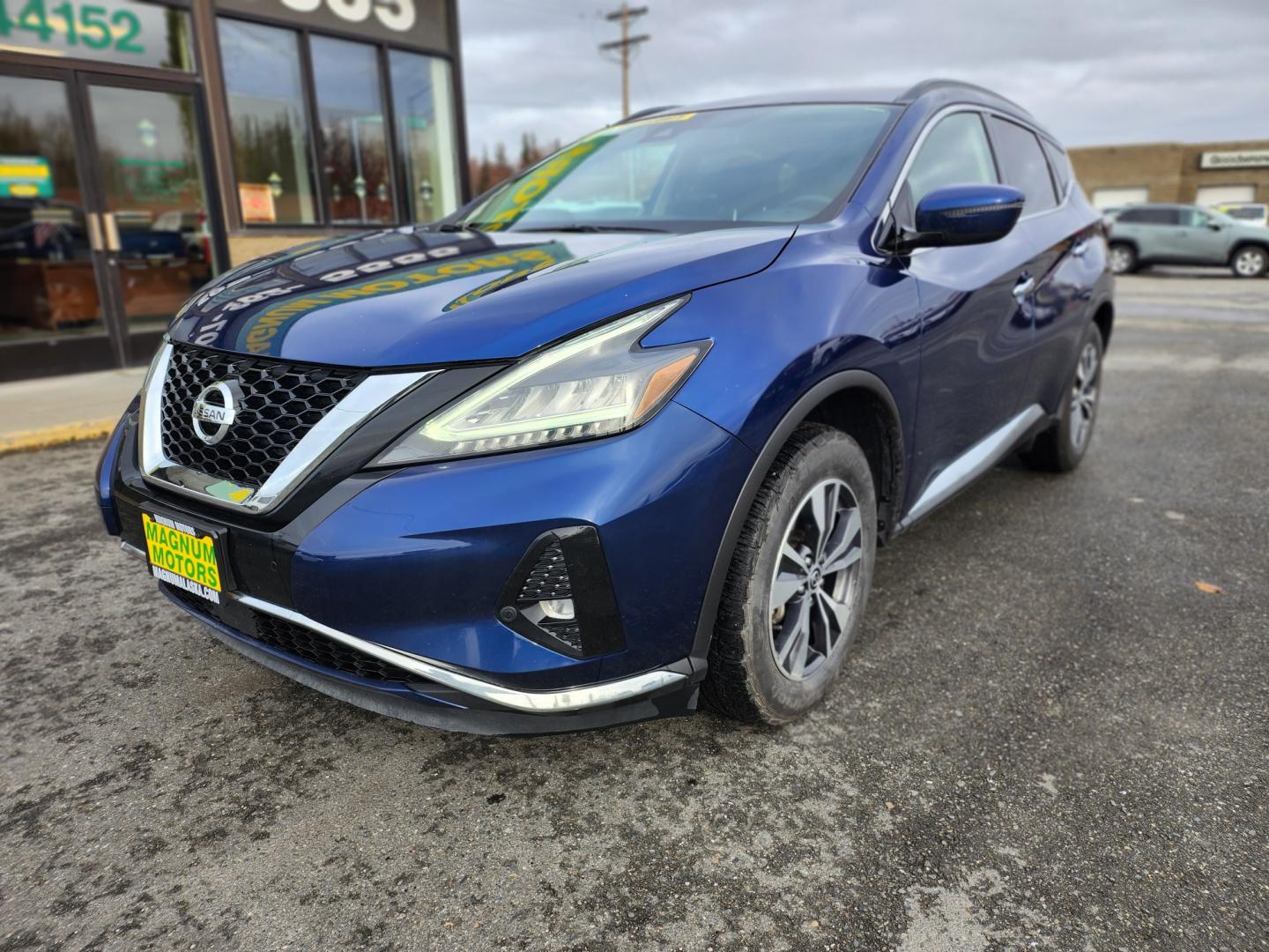 2021 BLUE NISSAN MURANO SV (5N1AZ2BSXMC) with an 3.5L engine, Continuously Variable transmission, located at 1960 Industrial Drive, Wasilla, 99654, (907) 274-2277, 61.573475, -149.400146 - Photo#2