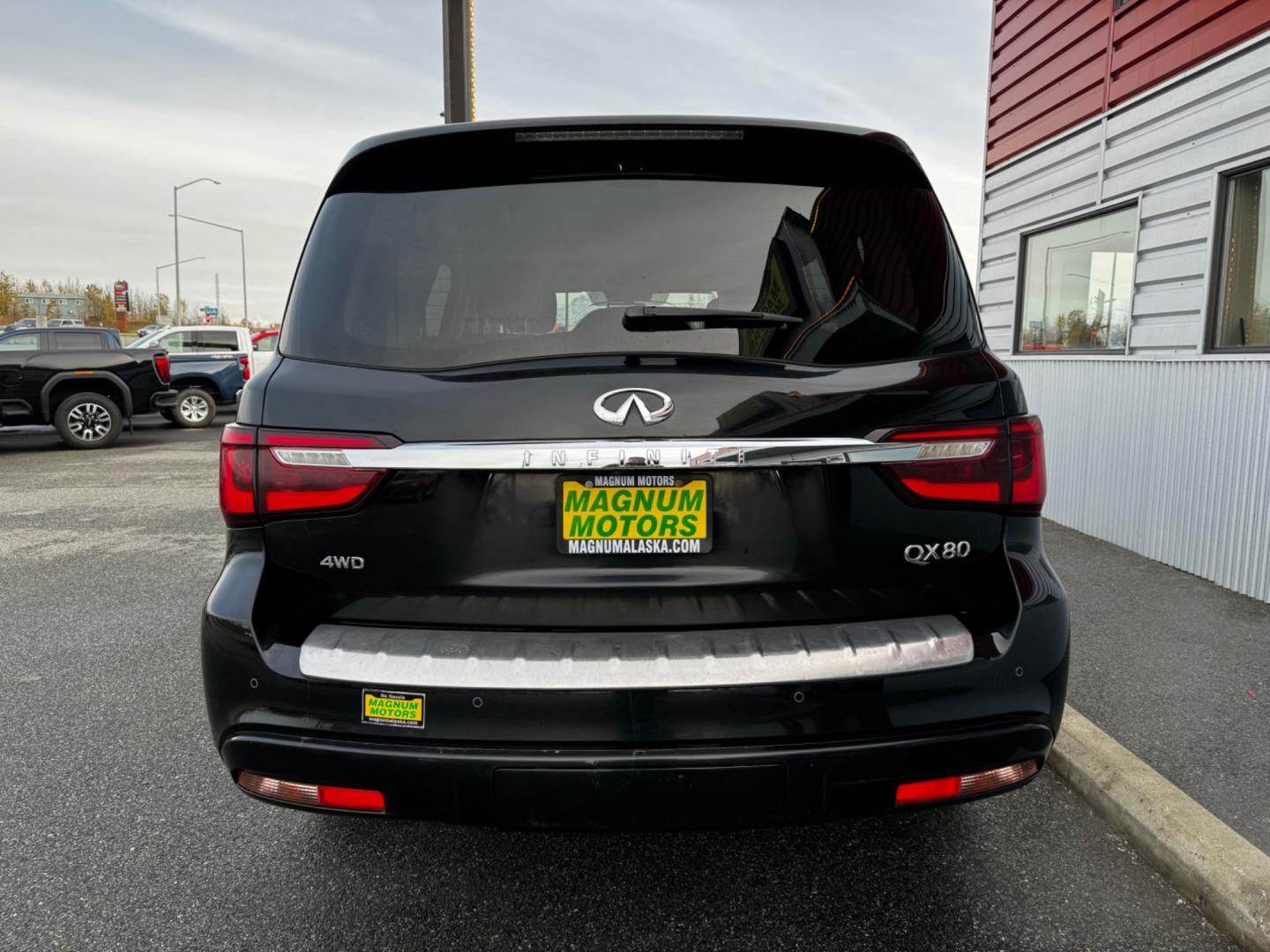 2020 BLACK /black leather INFINITI QX80 LUXE (JN8AZ2NE3L9) with an 5.6L engine, Automatic transmission, located at 1960 Industrial Drive, Wasilla, 99654, (907) 274-2277, 61.573475, -149.400146 - Photo#2