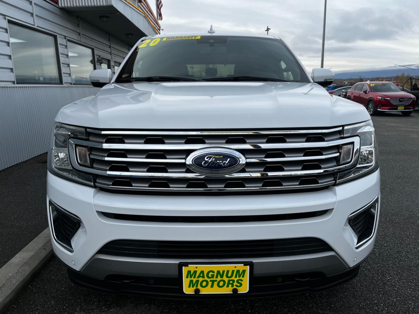 2020 WHITE /Black FORD EXPEDITION LIMITED (1FMJU2ATXLE) with an 3.5L engine, Automatic transmission, located at 1960 Industrial Drive, Wasilla, 99654, (907) 274-2277, 61.573475, -149.400146 - Photo#6