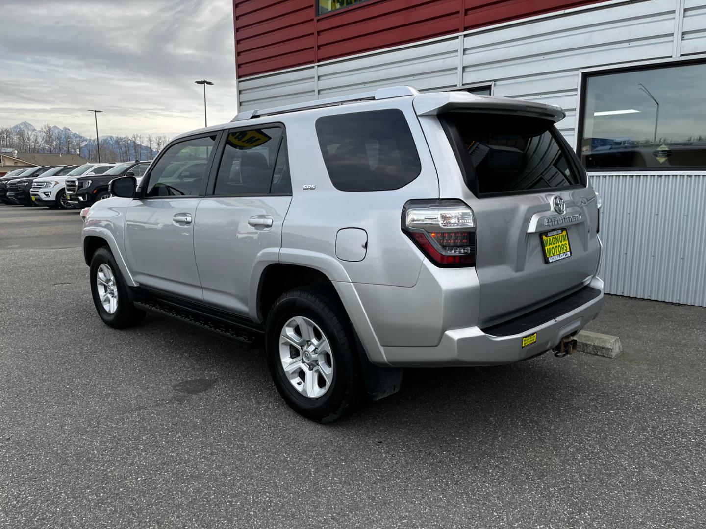 2017 Silver /Black Toyota 4Runner SR5 4WD (JTEBU5JR0H5) with an 4.0L V6 DOHC 24V engine, 5A transmission, located at 1960 Industrial Drive, Wasilla, 99654, (907) 274-2277, 61.573475, -149.400146 - Third Row - Photo#2