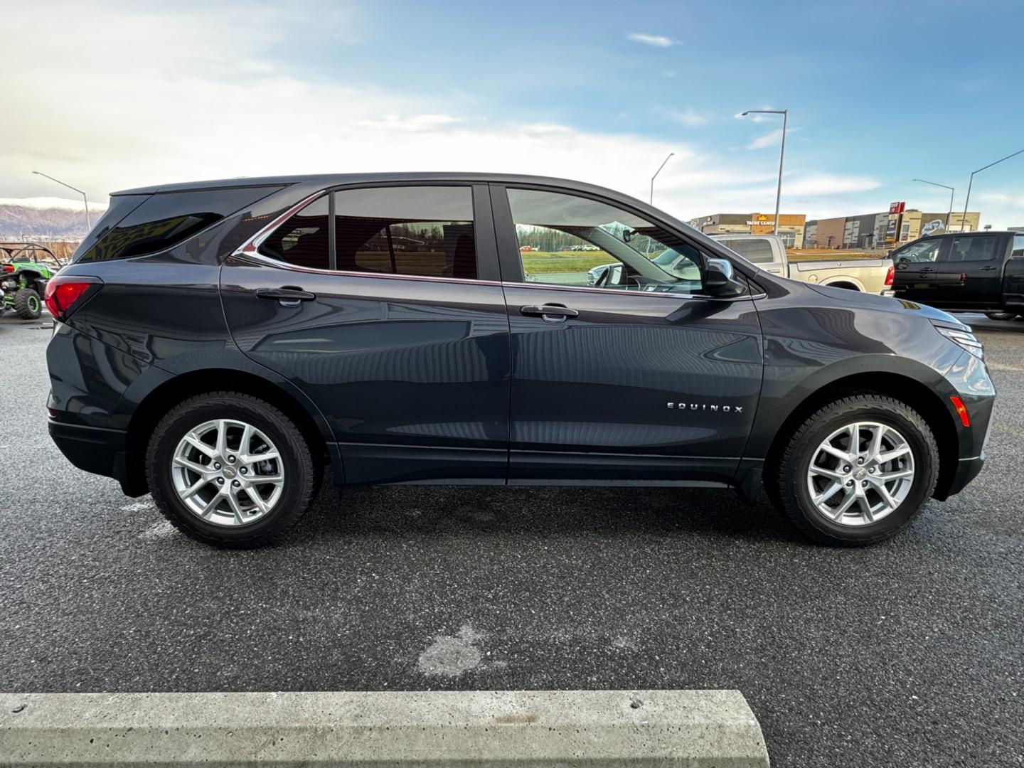 2023 GRAY CHEVROLET EQUINOX LT (3GNAXTEGXPS) with an 1.5L engine, Automatic transmission, located at 1960 Industrial Drive, Wasilla, 99654, (907) 274-2277, 61.573475, -149.400146 - Photo#5