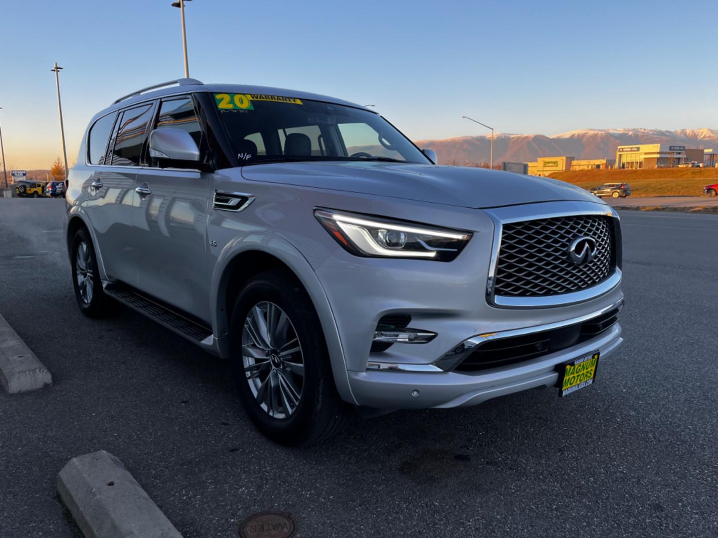 2020 SILVER /Black INFINITI QX80 LUXE (JN8AZ2NE2L9) with an 5.6L engine, Automatic transmission, located at 1960 Industrial Drive, Wasilla, 99654, (907) 274-2277, 61.573475, -149.400146 - Photo#5