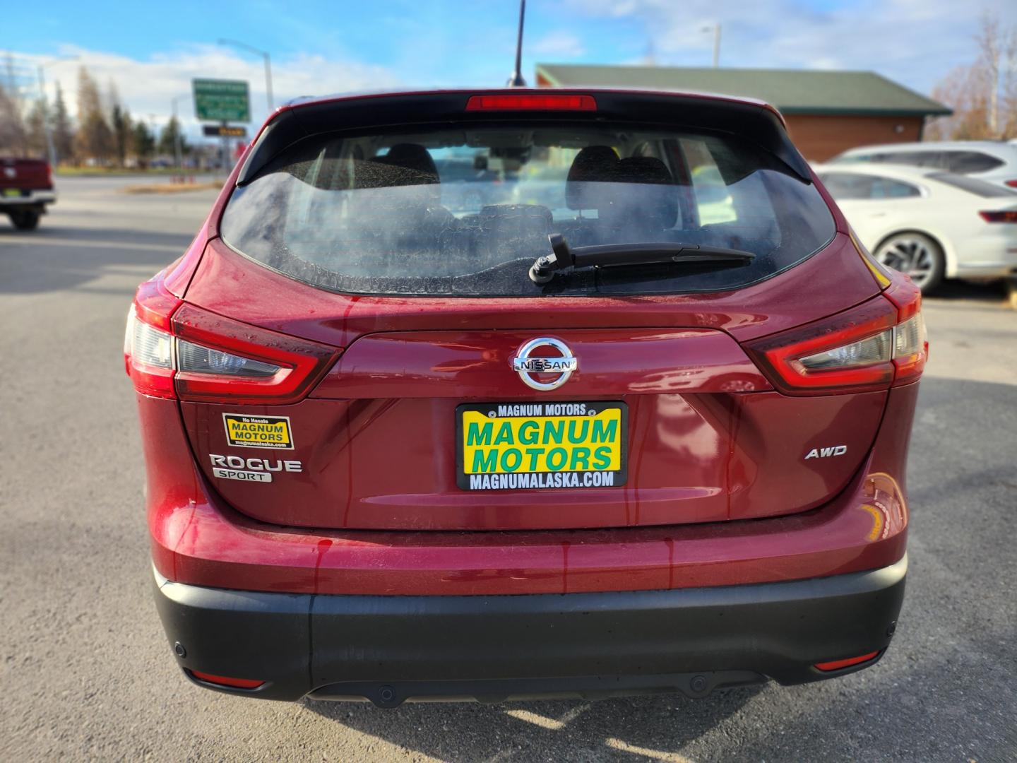 2021 /GRAY/BLACK Nissan Rogue Sport S AWD (JN1BJ1AW2MW) with an 2.0L L4 DOHC 16V engine, CVT transmission, located at 1960 Industrial Drive, Wasilla, 99654, (907) 274-2277, 61.573475, -149.400146 - Photo#5