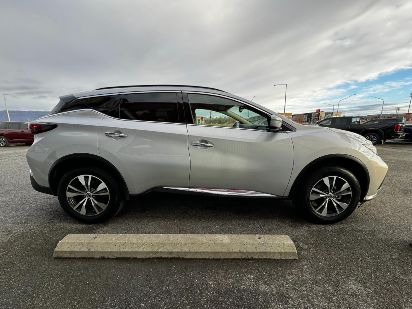 2021 Silver Nissan Murano SV AWD (5N1AZ2BS9MC) with an 3.5L V6 DOHC 24V engine, located at 1960 Industrial Drive, Wasilla, 99654, (907) 274-2277, 61.573475, -149.400146 - Photo#6