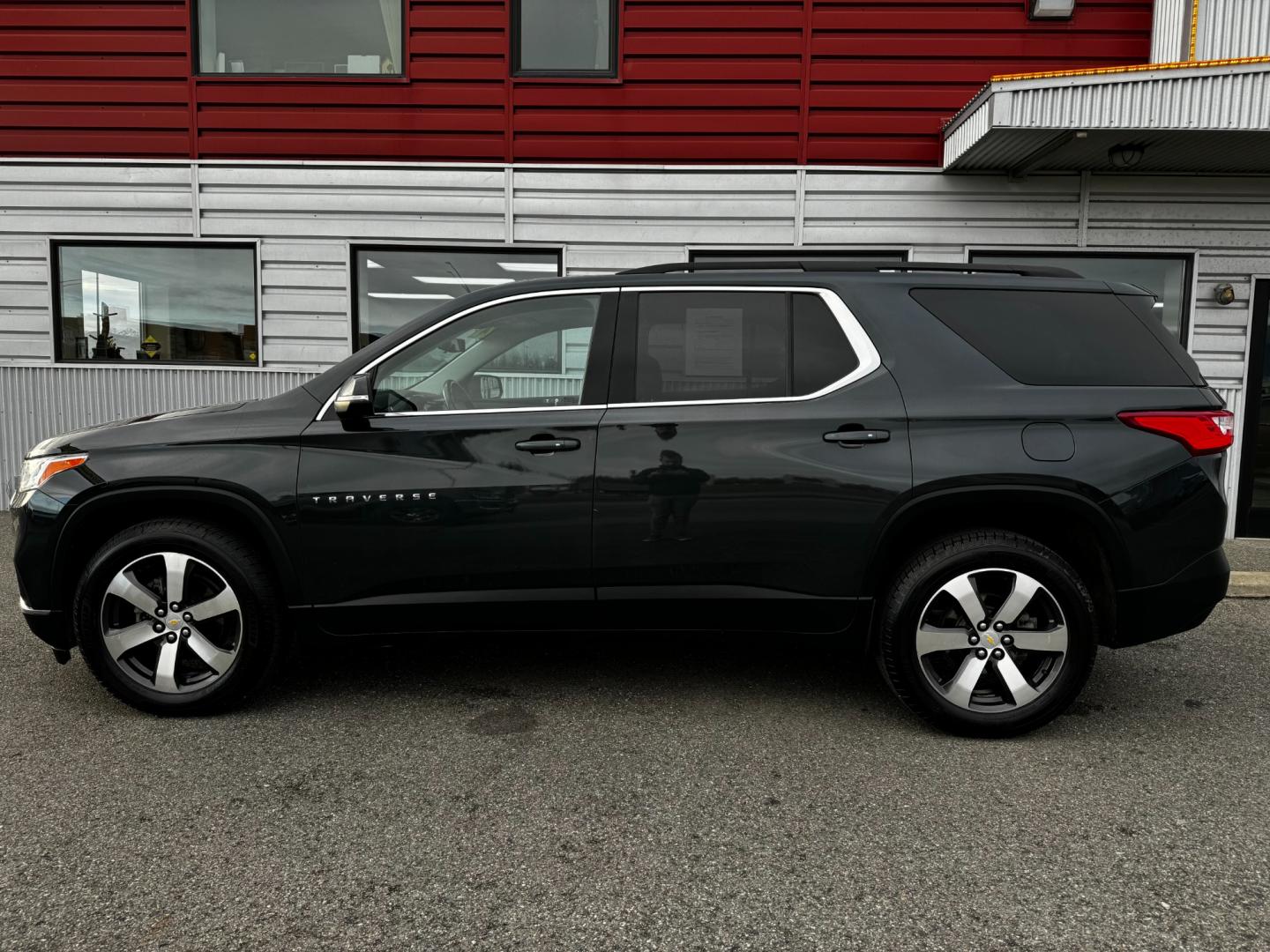 2021 Gray /Gray Chevrolet Traverse LT Leather AWD (1GNEVHKW3MJ) with an 3.6L V6 DOHC 24V engine, 9A transmission, located at 1960 Industrial Drive, Wasilla, 99654, (907) 274-2277, 61.573475, -149.400146 - Photo#0