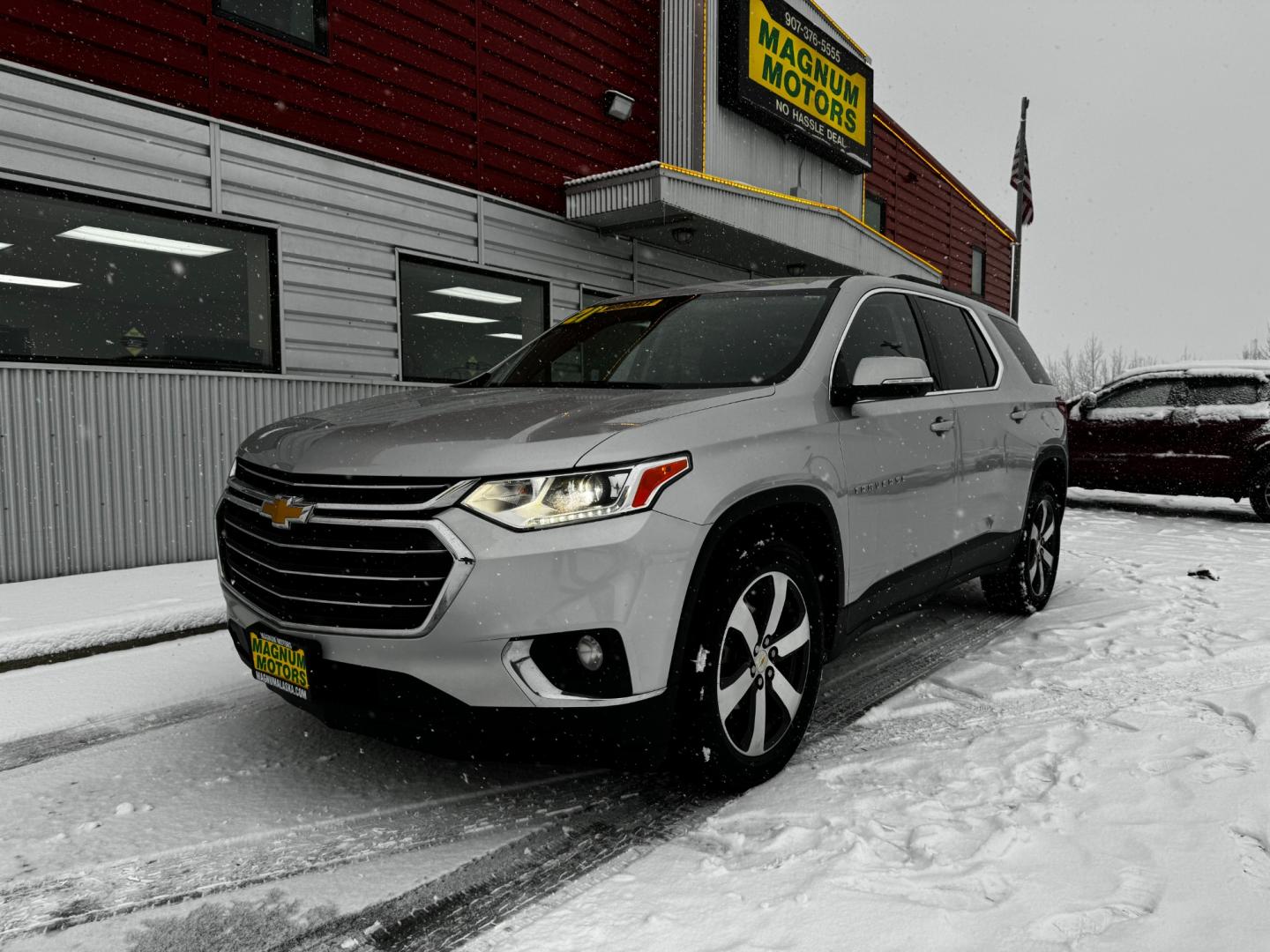 2021 Silver Chevrolet Traverse LT Leather AWD (1GNEVHKW3MJ) with an 3.6L V6 DOHC 24V engine, 9A transmission, located at 1960 Industrial Drive, Wasilla, 99654, (907) 274-2277, 61.573475, -149.400146 - Photo#2