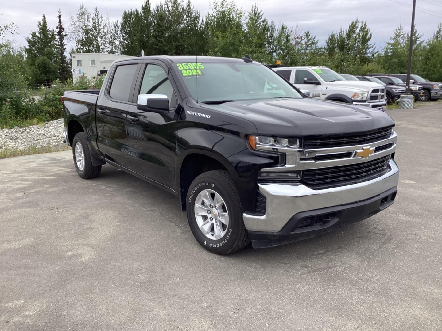 2021 BLACK CHEVROLET SILVERADO 1500 LT (1GCUYDED5MZ) with an 5.3L engine, Automatic transmission, located at 1960 Industrial Drive, Wasilla, 99654, (907) 274-2277, 61.573475, -149.400146 - Photo#1