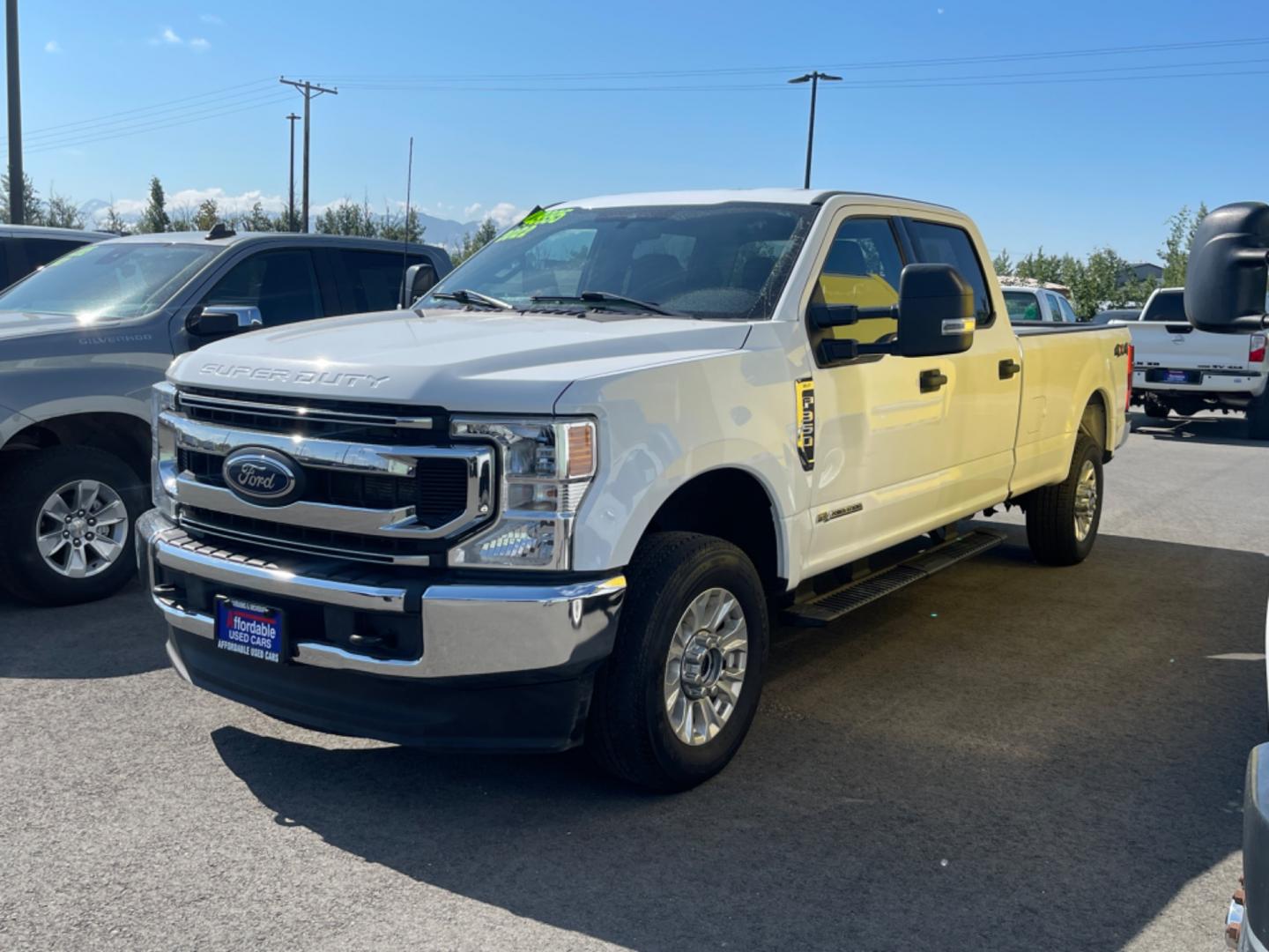 2022 WHITE FORD F-350 SUPER DUT XLT (1FT8W3BT7NE) with an 6.7L engine, Automatic transmission, located at 1960 Industrial Drive, Wasilla, 99654, (907) 274-2277, 61.573475, -149.400146 - Photo#0