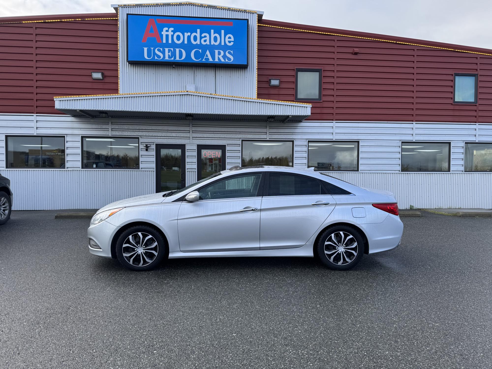 photo of 2014 HYUNDAI SONATA 4DR