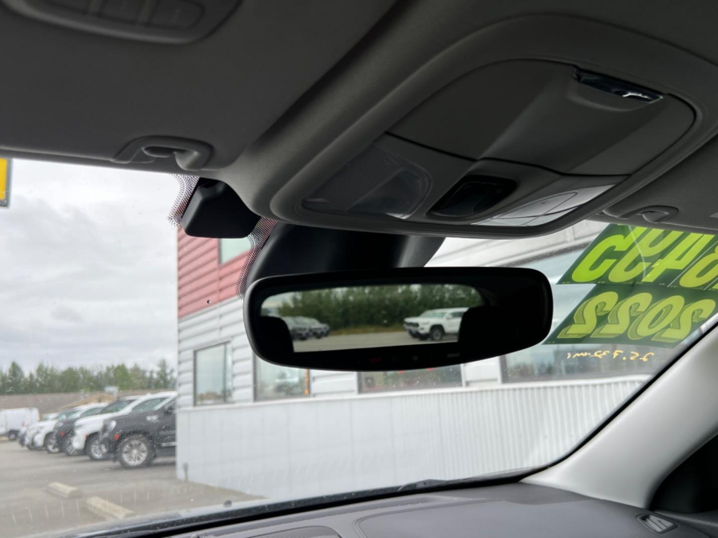 2022 BLUE JEEP CHEROKEE LATITUDE LUX (1C4PJMMX0ND) with an 3.2L engine, Automatic transmission, located at 1960 Industrial Drive, Wasilla, 99654, (907) 274-2277, 61.573475, -149.400146 - Photo#11