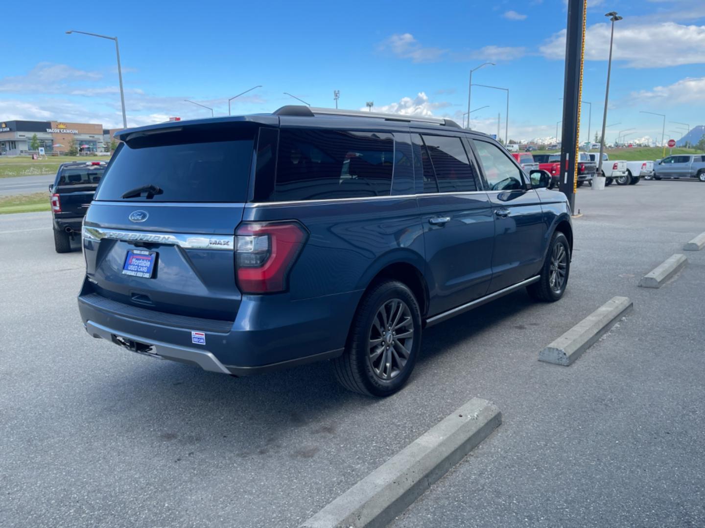 2020 BLUE FORD EXPEDITION MAX LIMITED (1FMJK2ATXLE) with an 3.5L engine, Automatic transmission, located at 1960 Industrial Drive, Wasilla, 99654, (907) 274-2277, 61.573475, -149.400146 - Photo#3