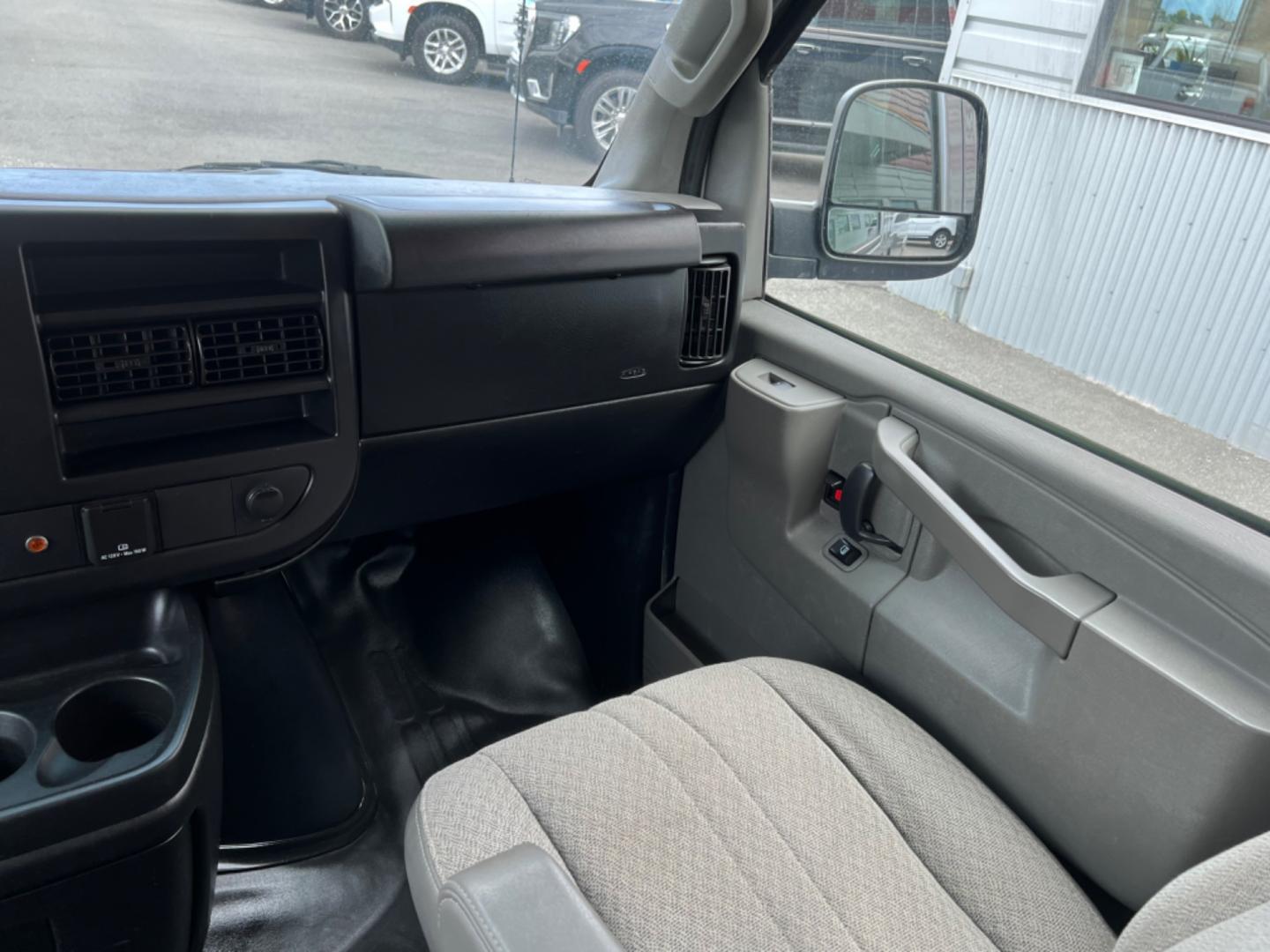 2017 GRAY CHEVROLET EXPRESS LS 3500 (1GAZGNFG7H1) with an 6.0L engine, Automatic transmission, located at 1960 Industrial Drive, Wasilla, 99654, (907) 274-2277, 61.573475, -149.400146 - Photo#9