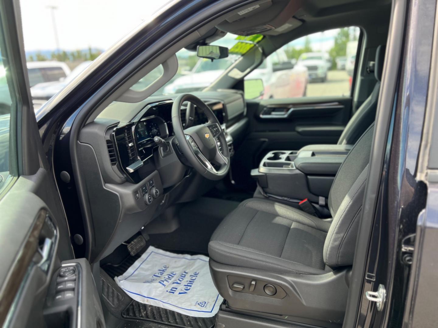 2023 BLACK CHEVROLET SILVERADO 1500 LT (3GCUDDED0PG) with an 5.3L engine, Automatic transmission, located at 1960 Industrial Drive, Wasilla, 99654, (907) 274-2277, 61.573475, -149.400146 - Photo#12