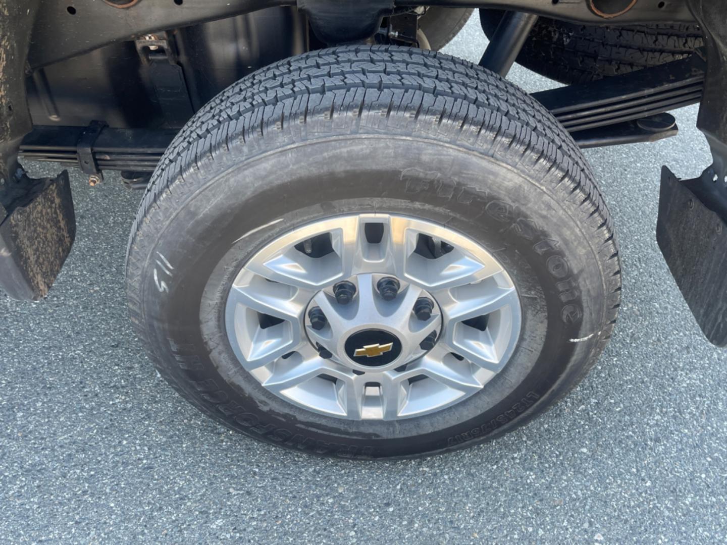 2023 GREEN CHEVROLET SILVERADO 2500 HEAVY DUTY LT (2GC4YNE70P1) with an 6.6L engine, Automatic transmission, located at 1960 Industrial Drive, Wasilla, 99654, (907) 274-2277, 61.573475, -149.400146 - Photo#15